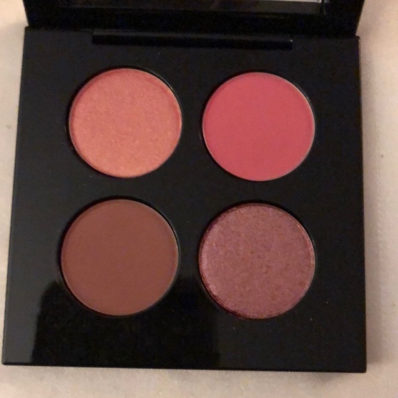 Pat McGrath Labs Divine Rose Luxe Quad Eternal Eden Eyeshadow Palette 5.6g NIB - Picture 5 of 12